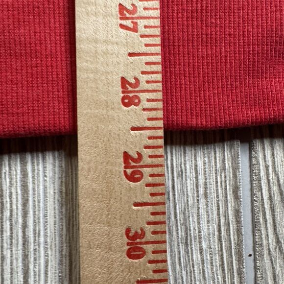 Louisville Cardinals Crewneck Sweatshirt Men’s XL Red Spellout Logo Captivating - Picture 8 of 8